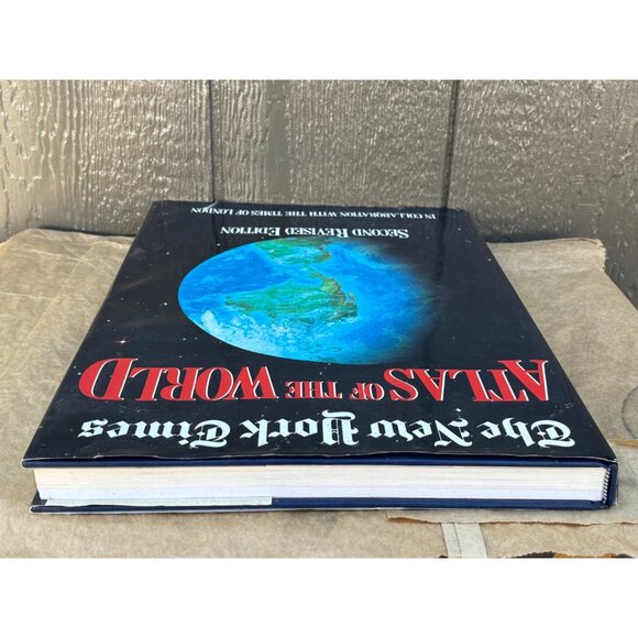 The New York Times Atlas Of The World Second Revised Edition Hardcover 1981 - Picture 4 of 16